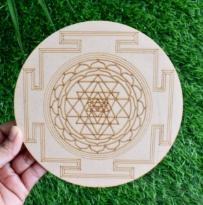 Proveedor Indio de Tableros de Cristal con Rejilla de Shree Yantra, Grabados en Madera, Superficie Lisa, de Alta Calidad, para Meditación, Venta al Por Mayor - Product Image 3