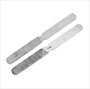 เครื่องมือขูดกีบม้าแบบสองด้าน ทำจากสแตนเลสและด้ามไม้ คุณภาพสูง สำหรับสัตว์  รุ่นใหม่ล่าสุด - Product Image 1