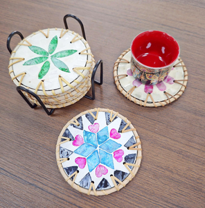 Sous-verres en rotin bohème avec incrustation de nacre, artisanat décoratif de qualité supérieure, vaisselle moderne pour la maison - Product Image 6