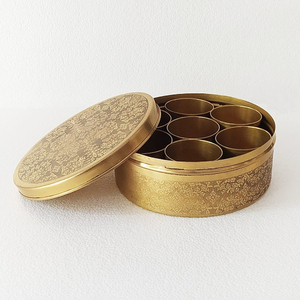 Boîte à épices ronde portable en laiton, faite à la main, style indien, avec compartiments de rangement, organisateur de cuisine, cadeau, fournisseur en gros - Product Image 1