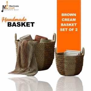 Juego de 2 cestas color marrón crema, hechas a mano con macramé y corteza de banano - Product Image 1