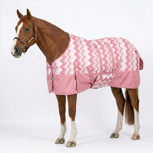 Couverture d'extérieur professionnelle pour chevaux 600D imperméable, couvrant entièrement le corps, coupe-vent, avec fermeture poitrine et sangles de fixation aux jambes - Product Image 1