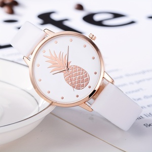 1246 Montre-bracelet à quartz décontractée pour femmes et jeunes filles, motif ananas mignon, avec aiguilles - Product Image 6
