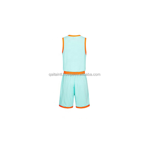 100% Polyester Basketball Wear Ensemble d'uniformes de basket-ball réversibles à séchage rapide Maillot de basket-ball respirant Uniformes personnalisés - Product Image 3