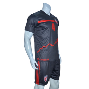Ropa Deportiva Cómoda - Proveedor de Uniformes de Fútbol OEM y al por Mayor en Pakistán - Equipación de Fútbol Atlético de Alto Rendimiento para Clubes - Product Image 3