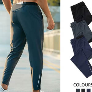 กางเกงกีฬาผู้ชายลำลองเอวยางยืดแห้งเร็วและน้ำหนักเบา100% ผ้าฝ้าย & โพลีเอสเตอร์สีทึบกำหนดโลโก้ทรงตรง - Product Image 5