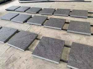 Losas de Granito Resistentes al Calor en Oferta para Aplicaciones de Cocina Residenciales y Comerciales Disponibles a un Precio Competitivo - Product Image 4