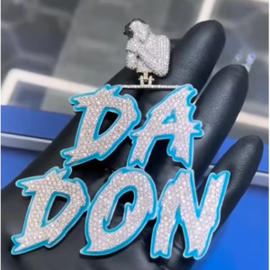 Colgante Personalizado con Nombre de Letra VVS Moissanite, Estilo Hip Hop, Esmaltado, Plata 925, Iniciales, Chapado en Oro y Rodio, Engaste de Garra, Unisex - Product Image 1