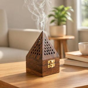 Brûleur d'encens en bois fait main, diffuseur aromatique en forme de pyramide, porte-encens en boîte pour la méditation à domicile, artisanat, exportation mondiale - Product Image 1