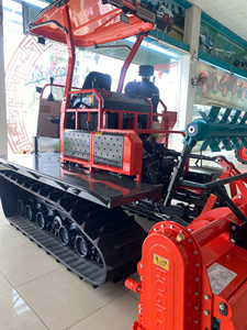 Tractor Agrícola HOGICO de 80HP con Motor Diésel, Transmisión por Engranajes, Orugas de Goma Rojas, con Bulldozer Frontal y Rotador para Labranza en Terrenos Húmedos - Product Image 5