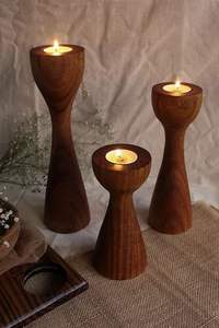 Portavelas de Madera, Decoración Elegante para Dormitorio y Sala de Estar con Farol de Madera Rústico y Soporte para Frascos - Product Image 5