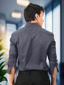 Chemise blanche à manches longues boutonnée pour homme, coupe classique, en mélange de coton, col classique, décontractée et formelle, unie - Product Image 2