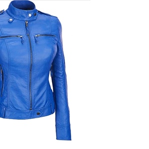 Chaqueta de Motociclista Personalizada para Mujer, Color Azul Rey, de Cuero Genuino, con Mangas Acolchadas, Cierre de Cremallera, Corte Ajustado - Product Image 3