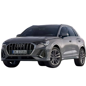Audi Q3 modèle 2020, SUV haut de gamme d'occasion, design moderne, équipements de sécurité avancés et confort exceptionnel pour une utilisation familiale - Product Image 2
