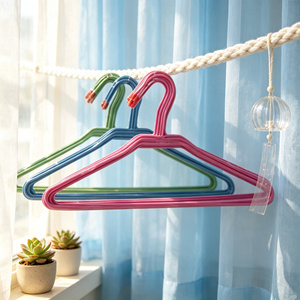 Perchas de Plástico Coloridas con Revestimiento Antideslizante para Secado y Almacenamiento, Uso Doméstico - Product Image 5