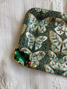 จานโลหะทรงสี่เหลี่ยมสไตล์วินเทจ ลายผีเสื้อและฮอลลี่ ดีไซน์เคลือบสี - Product Image 4