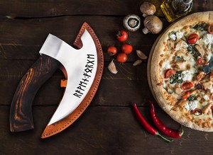 Cortador de Pizza Tipo Mezzaluna, Hecho a Mano, Ecológico, Resistente, de Grado Industrial, con Hoja de Acero con Alto Contenido de Carbono, Mango de Madera - Product Image 4