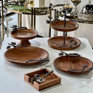 Support à gâteau classique en bois multicouche pour mariages et anniversaires Conception de branches feuillues Poignée de présentation Moule en résine époxy - Product Image 1