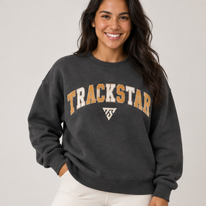 Sweat-shirt ras du cou oversize à manches longues pour femme, motif lettres universitaires multicolores gris anthracite, avec logo personnalisé, vente en gros - Product Image 1