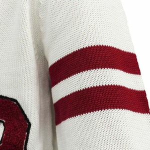 Pulls à col en V personnalisés de haute qualité pour les sororités/fraternités/écoles/collèges/universités, logos tricotés, cardigans - Product Image 4