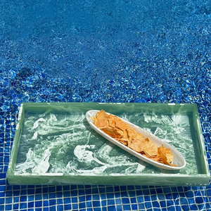 Bandeja de Resina de Diseño Moderno, Último Diseño en Bandejas para Servir con Asa Metálica, Artículos de Cocina, Decoración de Mesa, Ecológica, a Precio de Mayoreo - Product Image 5