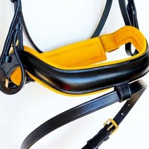 Juego de cabezada y brida para caballo de alta calidad en cuero premium con riendas a juego para equitación - Product Image 6