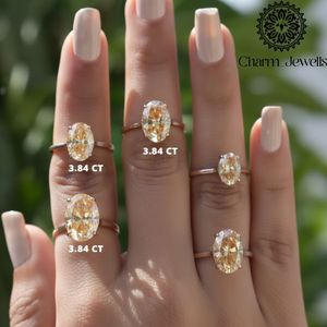 Bague de fiançailles classique pour femme en argent plaqué or 10K/14K avec moissanite taille coussin et sertissage à griffes - Charm Jewells - Product Image 1