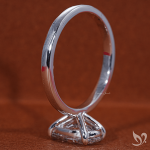 Bague de fiançailles solitaire en diamant de laboratoire ovale de 2 carats en or massif 18 carats |   Bague d'anniversaire et de mariage certifiée IGI - Product Image 4