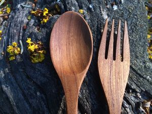 Service à salade royal en bois d'acacia avec manche élégant, ustensiles de table en bois, service à salade ou fourchettes à salade, ensemble de couverts cuillère et fourchette - Product Image 5