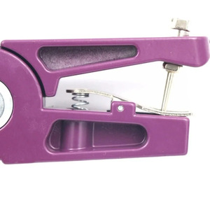 1 Pieza Alicates Metálicos para Etiquetas de Oreja de Ganado con Aguja, Herramienta de Identificación para Cerdos, Vacas, Ovejas y Conejos - Product Image 6