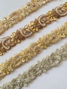 Dentelles florales brodées sur mesure avec pierres et travail miroir, idéales pour les créateurs de robes et les stylistes de vêtements - Product Image 3