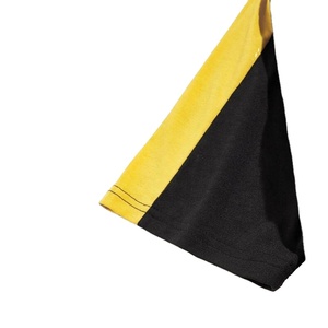 Nouvel ensemble d'été pour hommes 2 pièces 100% coton à séchage rapide, t-shirt à col en V à manches courtes et short, logo personnalisé, ensemble assorti - Product Image 3