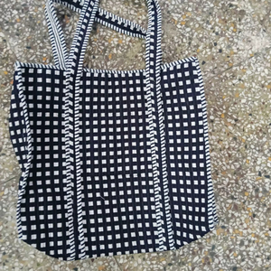 Sac fourre-tout matelassé en coton imprimé à la main avec fermeture éclair, sac de voyage, sac à bandoulière pour femme, sac de shopping léger pour le quotidien - Product Image 1