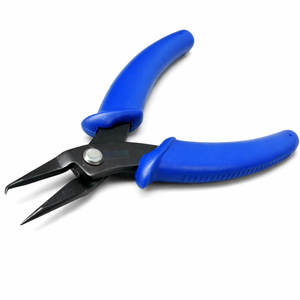 Pince à anneaux brisés robuste en acier inoxydable de haute qualité pour ouvrir les anneaux de jonction, la fabrication de bijoux et les travaux manuels avec fil. - Product Image 4