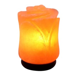 Lámpara de Sal del Himalaya Tallada a Mano con Diseño de Rosa, Ecológica, para Decoración del Hogar y Bodas, de Sian Enterprises - Product Image 3