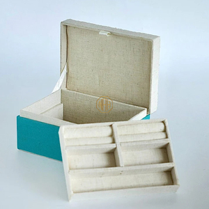 Caja de Joyería Floral con Cuentas Hecha a Mano, Empaque de Regalo Premium, Organizador Decorativo de Almacenamiento, NOORIMS AKBAR HANDICRAFTS, Capacidad de 1-3L - Product Image 4