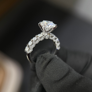Bague solitaire en diamant rond cultivé en laboratoire, 2,5 carats, couleur D, clarté VVS2, or 14 carats, certifiée IGI, bijoux de fiançailles et de mariage, vente en gros - Product Image 4