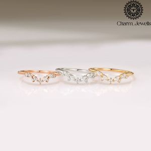 แหวนหมั้นผู้หญิง Charm_Jewells ทอง 18K ประดับโมอิสซาไนต์ทรงมาร์คีส์ ฝังเพชรแบบพาเว่ ลายดอกไม้สุดโรแมนติก สำหรับงานแต่งงาน - Product Image 3