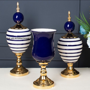 European-Style Luxury Table Ornaments Golden for Home Decoration Ginger Jars for Hotel Restaurant Table Top Accents - Product Image 3