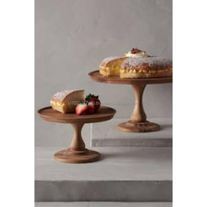 Présentoir à gâteaux en bois attrayant pour les événements nuptiaux à thème rustique douches de bébé et arrangements de desserts de mariage - Product Image 1