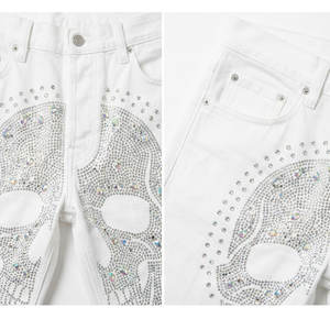 Fabricante de Shorts de Mezclilla con Pedrería Personalizados, Fábrica OEM ODM, Producción de Alta Capacidad con Equipo de Soporte para Exportación Global - Product Image 6