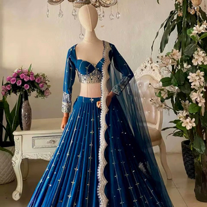 ชุดเลเฮนกาปักลายสีม่วงแบบกึ่งสำเร็จรูป ยี่ห้อ Foux Gorgette พร้อมเสื้อท่อนบนแบบยังไม่เย็บติด และผ้าคลุมไหล่จอร์เจตต์ - Product Image 1