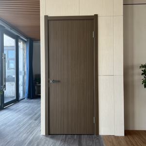 Puerta Interior Moderna de WPC de CAESAR DOOR Factory, Impermeable, Insonorizada, Ignífuga, con Diseño de Grano de Madera, Silenciosa y Elegante, para Apartamentos y Hoteles - Product Image 4