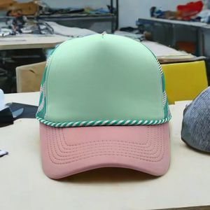Gorra Trucker Personalizada al por Mayor de 6 Paneles, 100% Algodón, Malla Transpirable, Impermeable, con Parche, Cierre a Presión, para Exteriores - Product Image 3