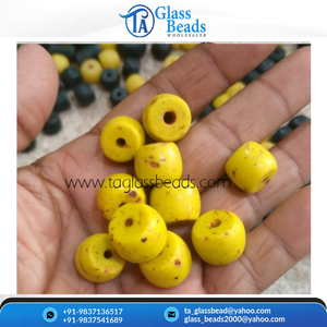 ลูกปัดแก้วโบราณสีเหลืองทำมือ รูใหญ่ ลูกปัดโครโบแอฟริกัน สำหรับงาน DIY สร้อยข้อมือ สร้อยคอ งานฝีมือ - Product Image 2