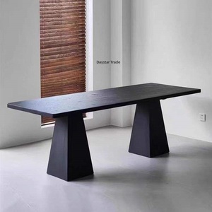 Table à manger rectangulaire en bois massif de luxe moderne, design minimaliste noir, base géométrique contemporaine, 6 places, pour la maison - Product Image 1