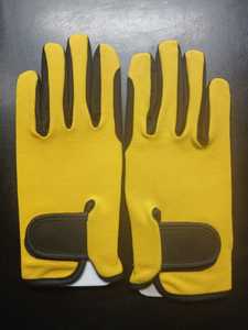 ถุงมือขี่ม้าเด็กคุณภาพสูง สำหรับเด็กอายุ 12 ถึง 14 ปี  ด้านหน้าทำจากผ้า Amara (ไนลอนผสมขนแกะ) ด้านหลังแบบยืดได้ 4 ทิศทาง - Product Image 5