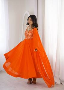 Salwar Kameez Tradicional Naranja, Vestido de Novia Indio Largo hasta el Suelo para Mujer, Ropa Étnica de Seda con Corte Holgado y Bordado para Adultos - Product Image 2