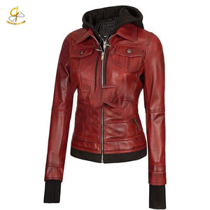Chaqueta de Cuero con Capucha Desmontable para Mujer, Diseño Elegante para Invierno, Bolsillos Frontales, Construcción Duradera, Tacto Premium, Tejido Suave - Product Image 1