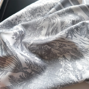 Pañuelo cuadrado de lujo con estampado de letras CHRISTIAN para mujer, de seda, 90*90cm, moderno y versátil, pañuelo para la cabeza, bandana. - Product Image 2